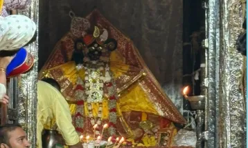 श्री बांके बिहारी जी के आज के दर्शन