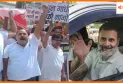 रायबरेली में राहुल गांधी का जमकर विरोध, मंत्री दिनेश सिंह और BJP कार्यकर्ता बीच सड़क धरने पर बैठे
